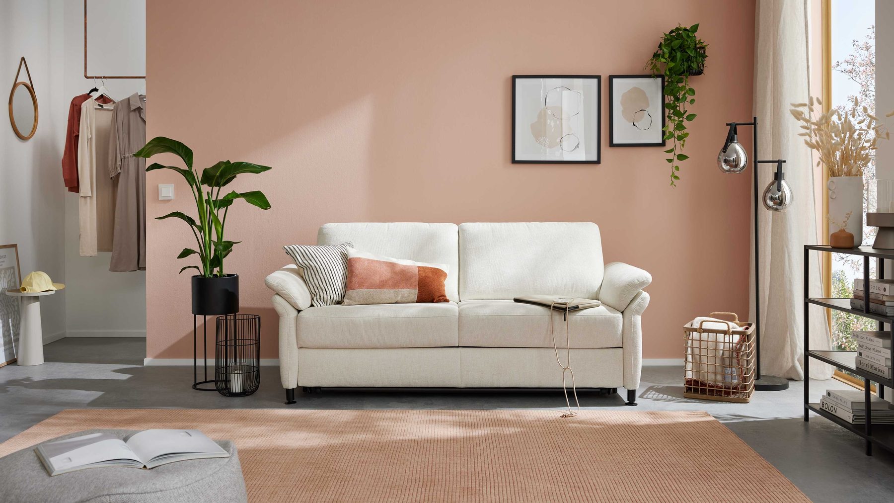 Interliving Schlafsofa Serie 4700 – Einzelsofa Creme