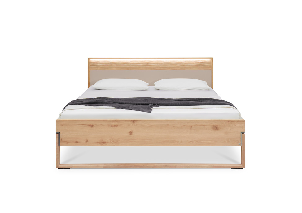 Musterring Jörn – Bett in Lack champagner / Wildeiche massiv